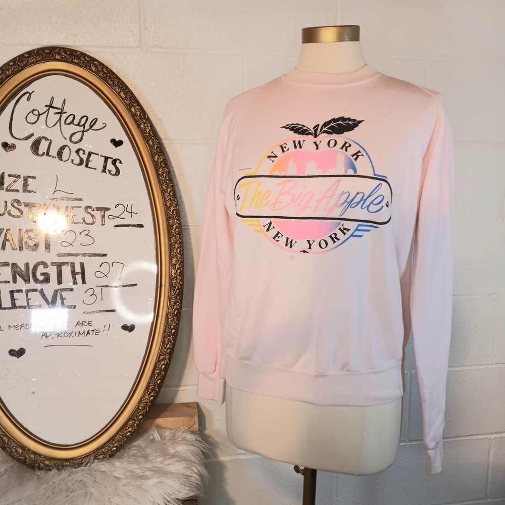VTG 85 Pink Big Apple NY sweatshirt L